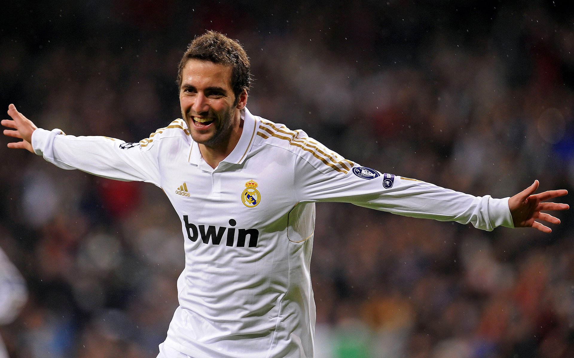 波尔多客场击败尼姆队，取得连胜，波尔多对尼奥尔